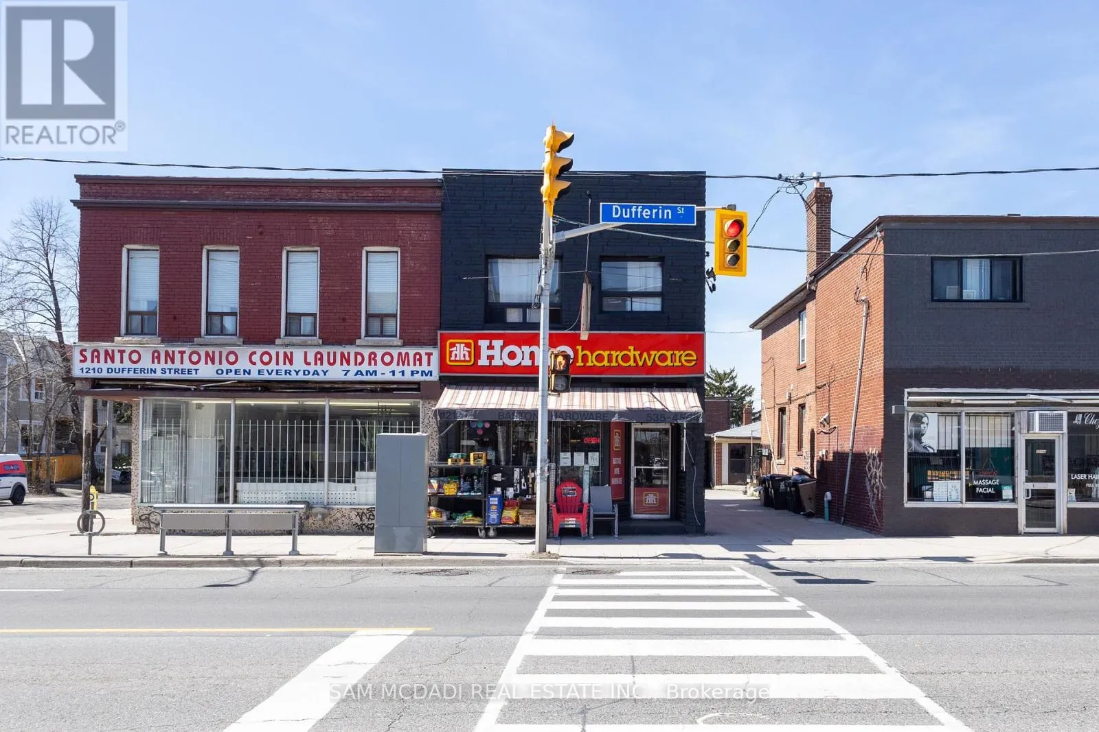 1212 DUFFERIN STREET
