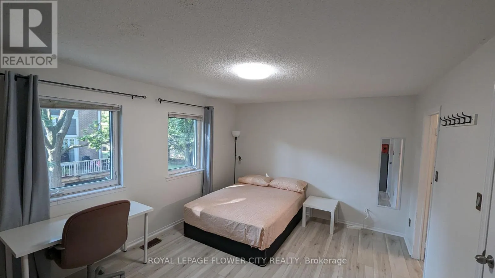 21 - 2155 SOUTH MILLWAY