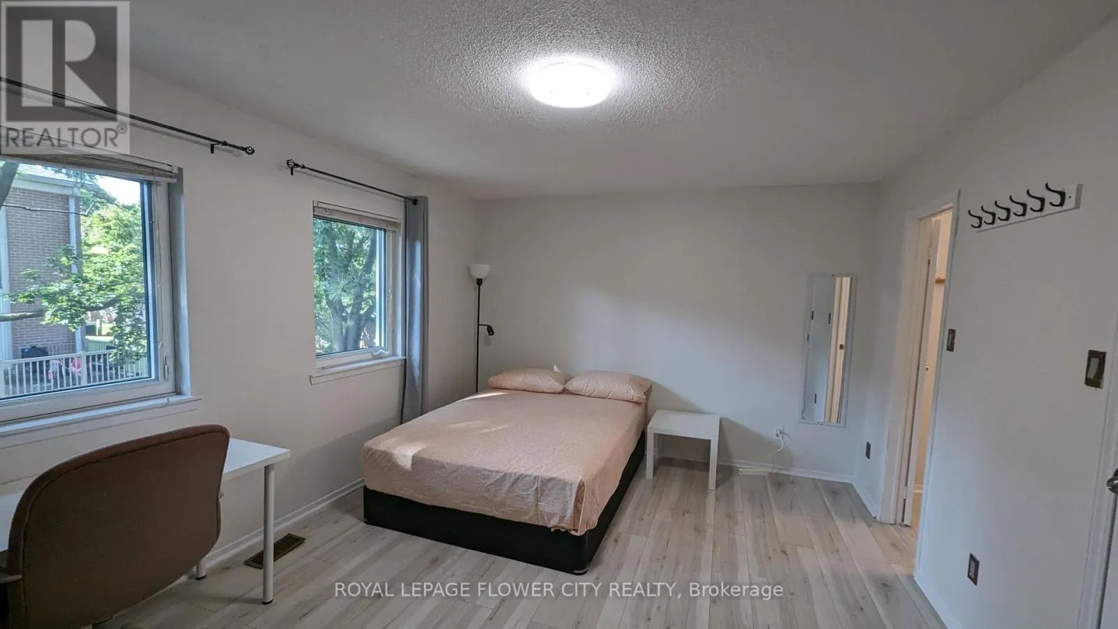 21 - 2155 SOUTH MILLWAY