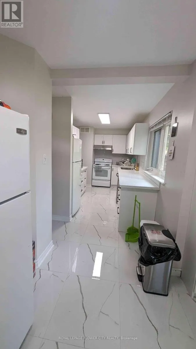 21 - 2155 SOUTH MILLWAY