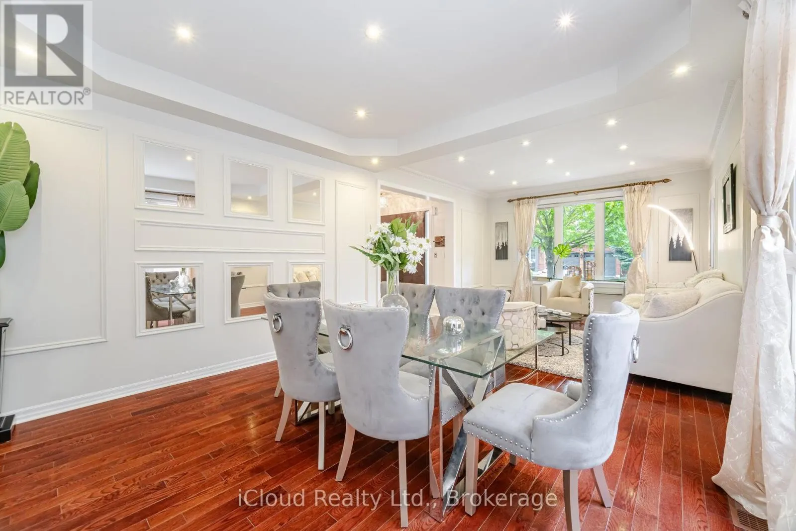 2185 HIGHCLIFFE WAY