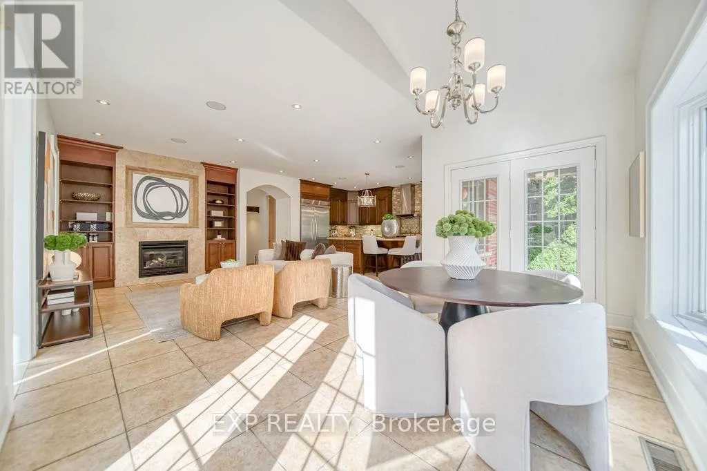 2283 LYNDHURST DRIVE