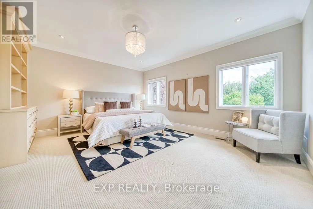2283 LYNDHURST DRIVE