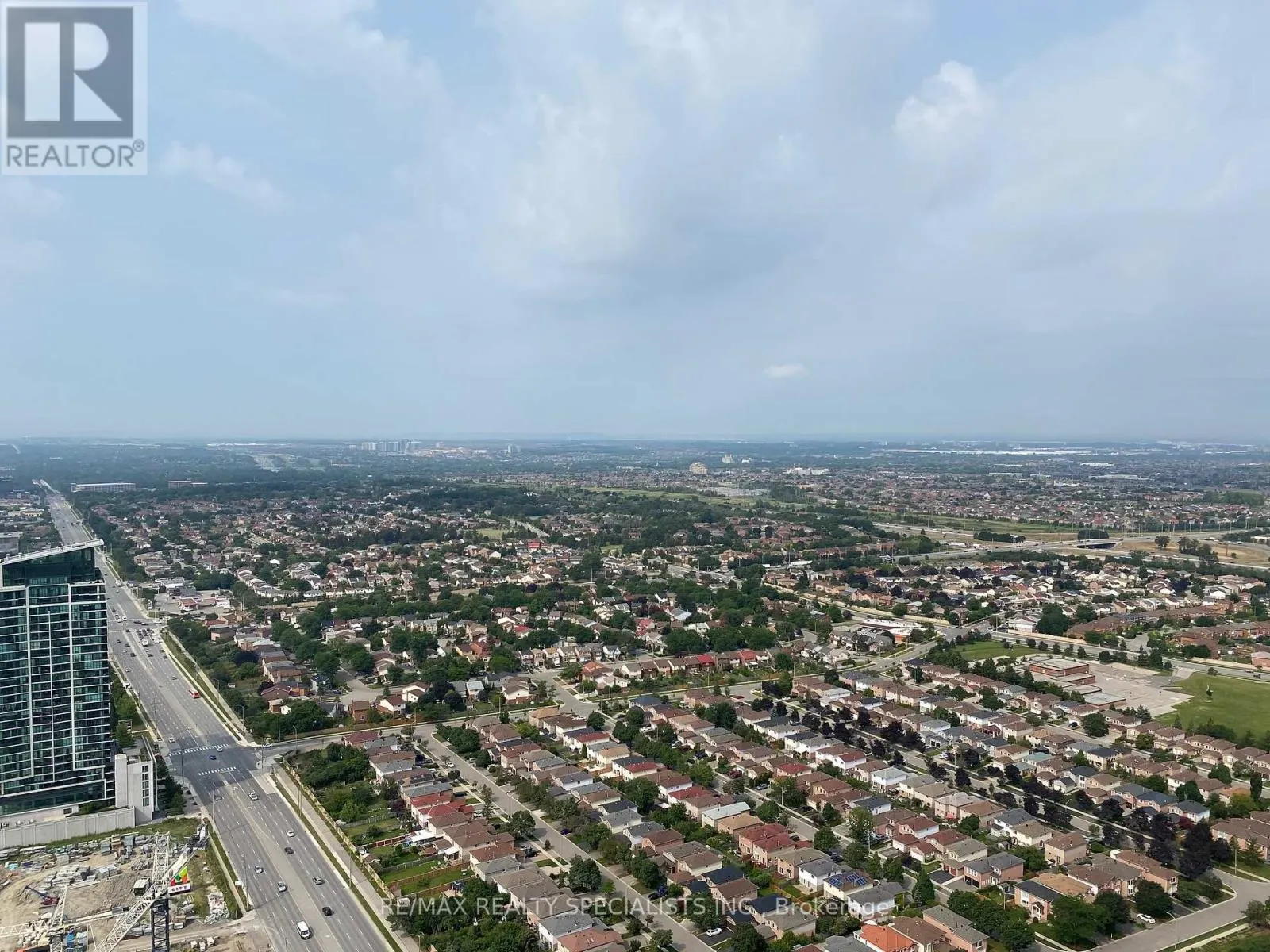 4505 - 3900 CONFEDERATION PARKWAY