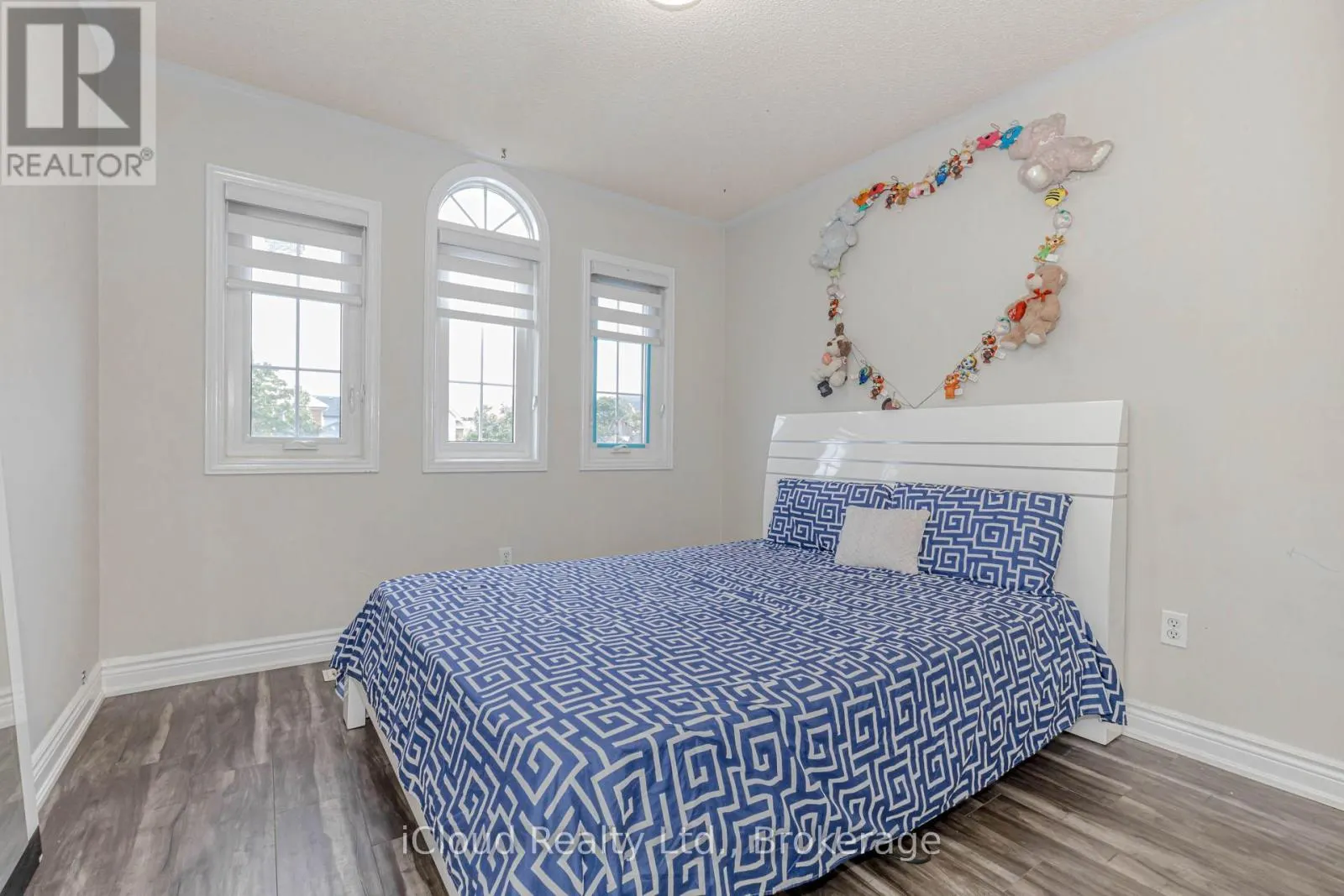 97 BIGHORN CRESCENT