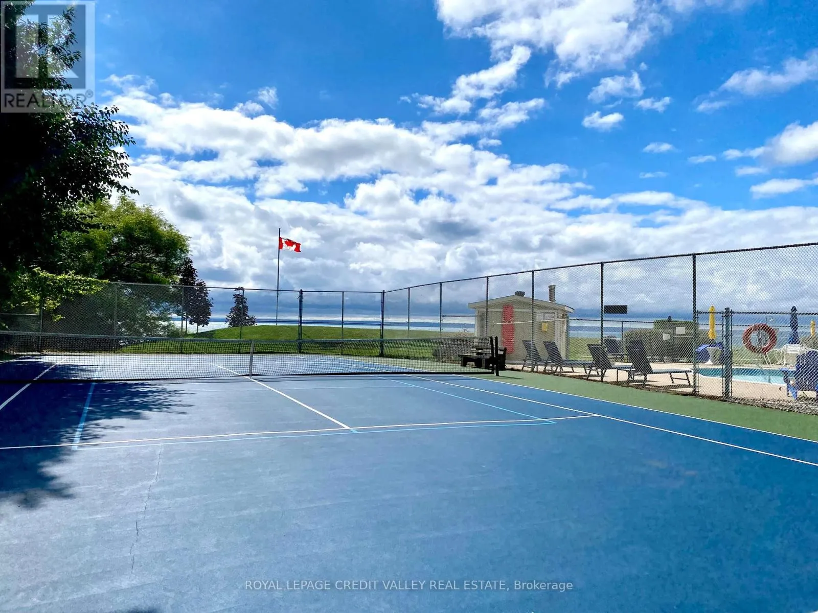 911 - 5280 LAKESHORE ROAD