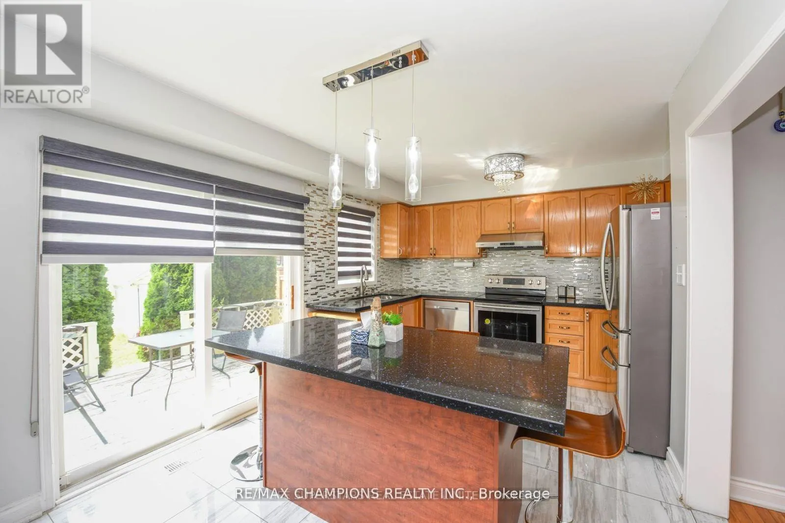 30 FEATHER REED WAY