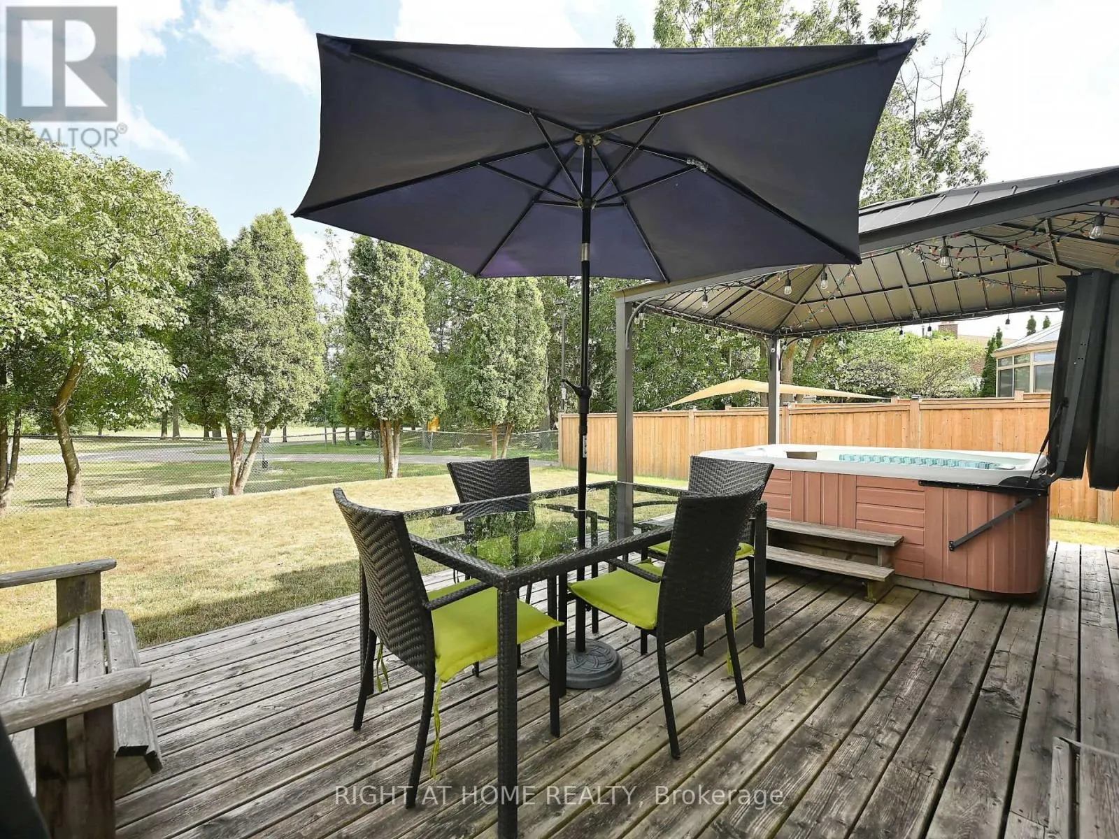 986 VANIER DRIVE