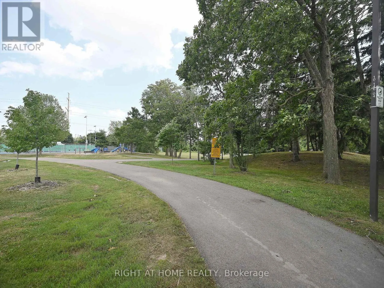 986 VANIER DRIVE