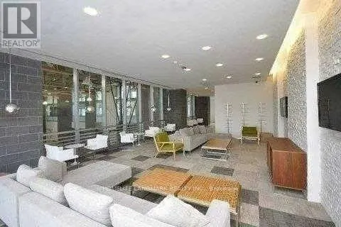 2202 - 360 SQUARE ONE DRIVE
