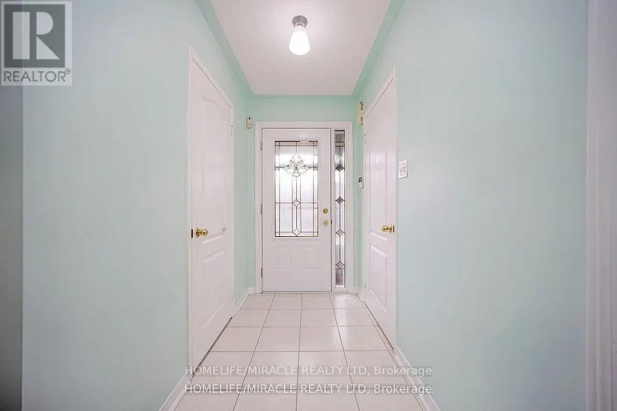 31 LARKSPUR