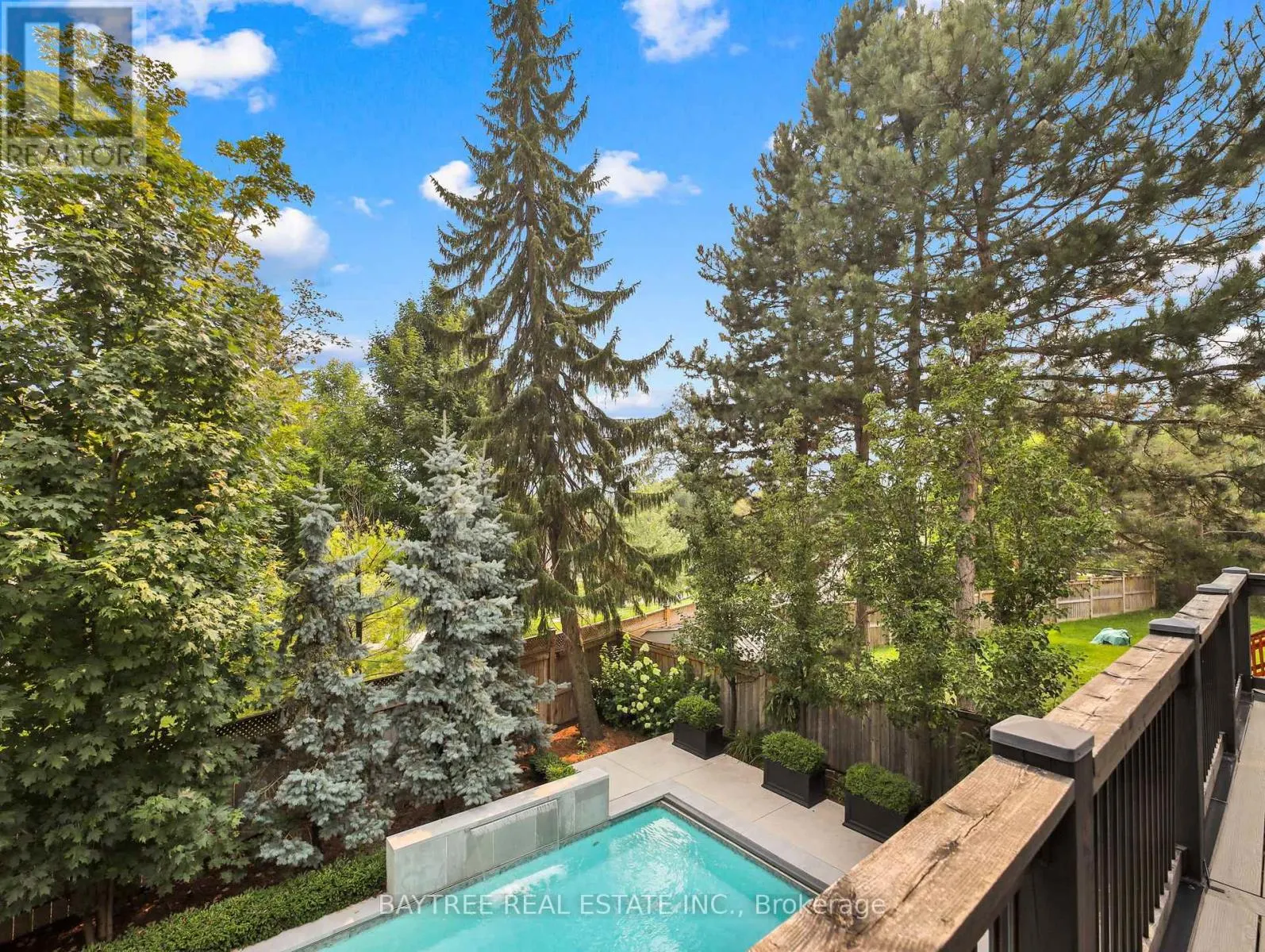16 HICKORY RIDGE COURT