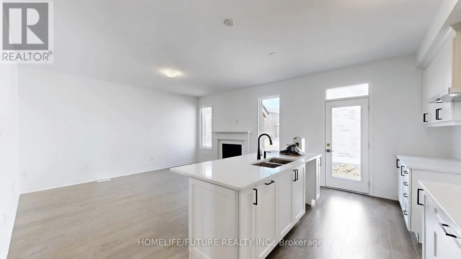 338 MARIGOLD COURT