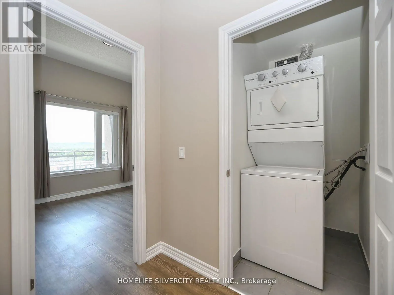 1105 - 716 MAIN STREET E