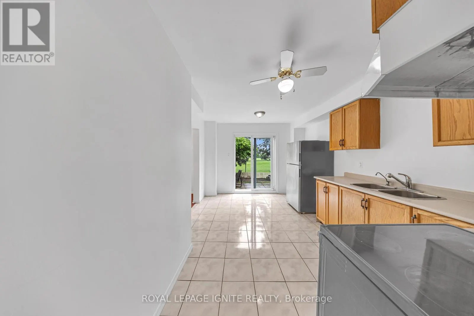 MAIN - 21 TOBA CRESCENT