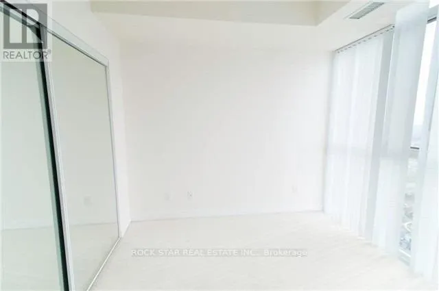 2905 - 4070 CONFEDERATION PARKWAY