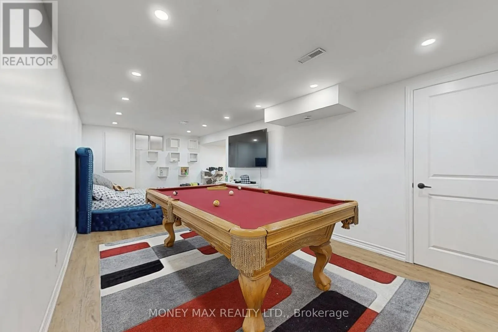 95 ELGIN DRIVE