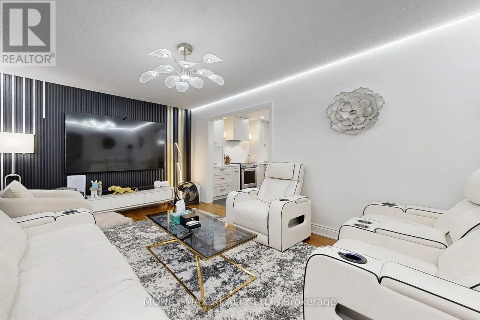 95 ELGIN DRIVE