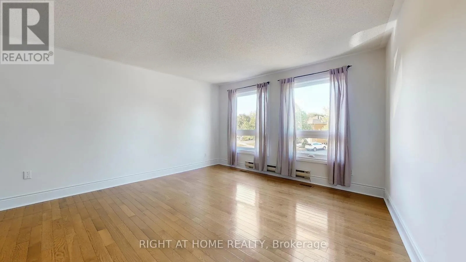1253 BLACKBURN DRIVE