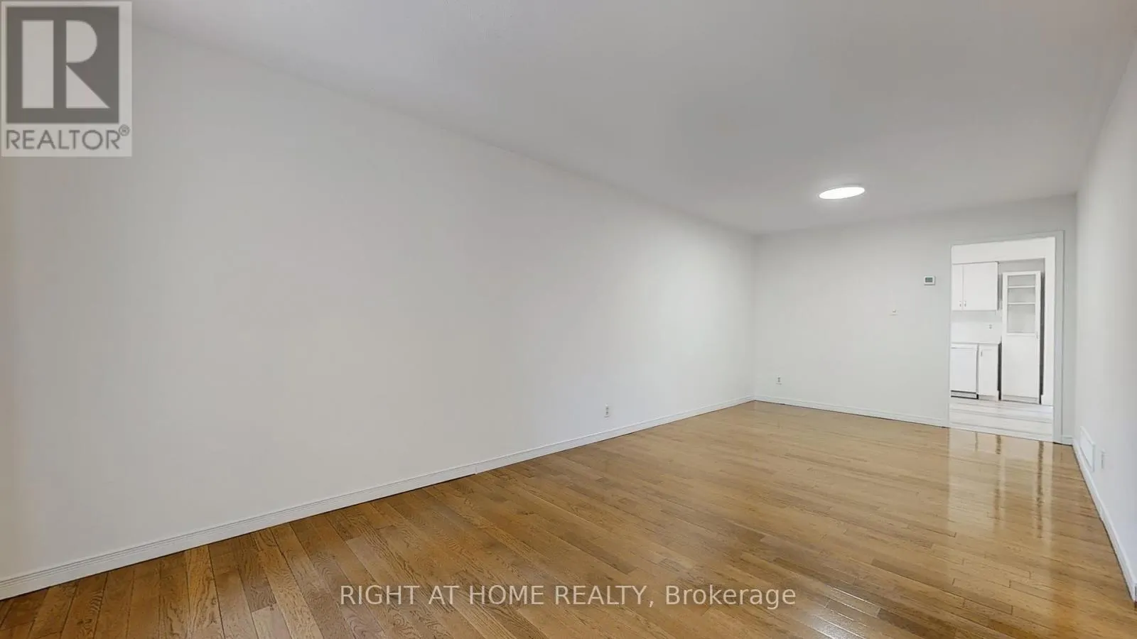 1253 BLACKBURN DRIVE