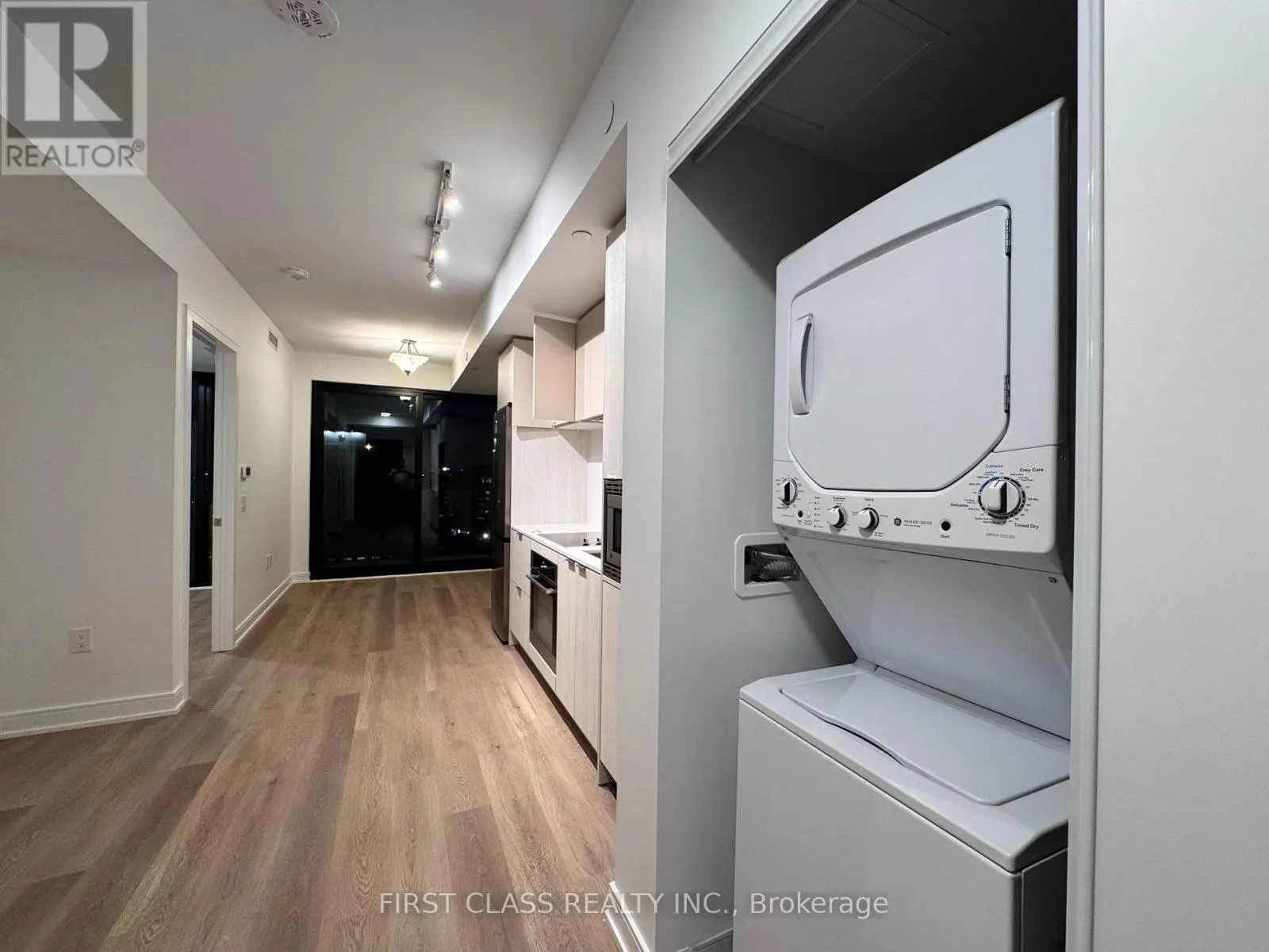 1010 - 3009 NOVAR ROAD