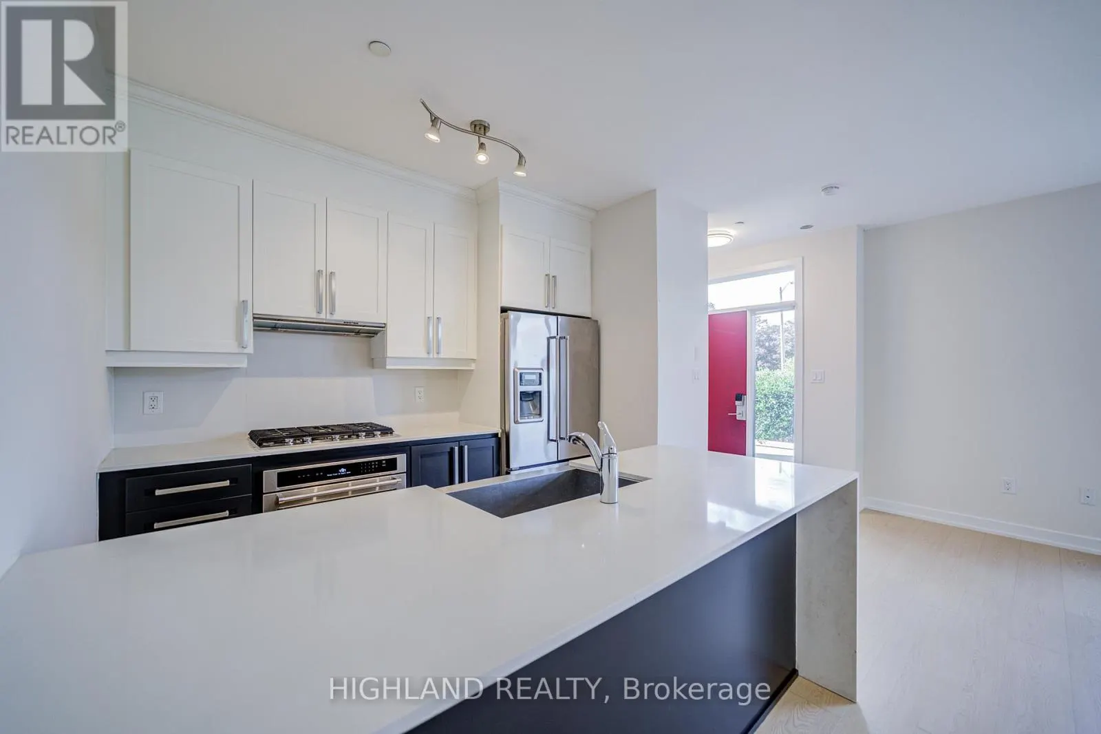 TH 9 - 4070 PARKSIDE VILLAGE DRIVE