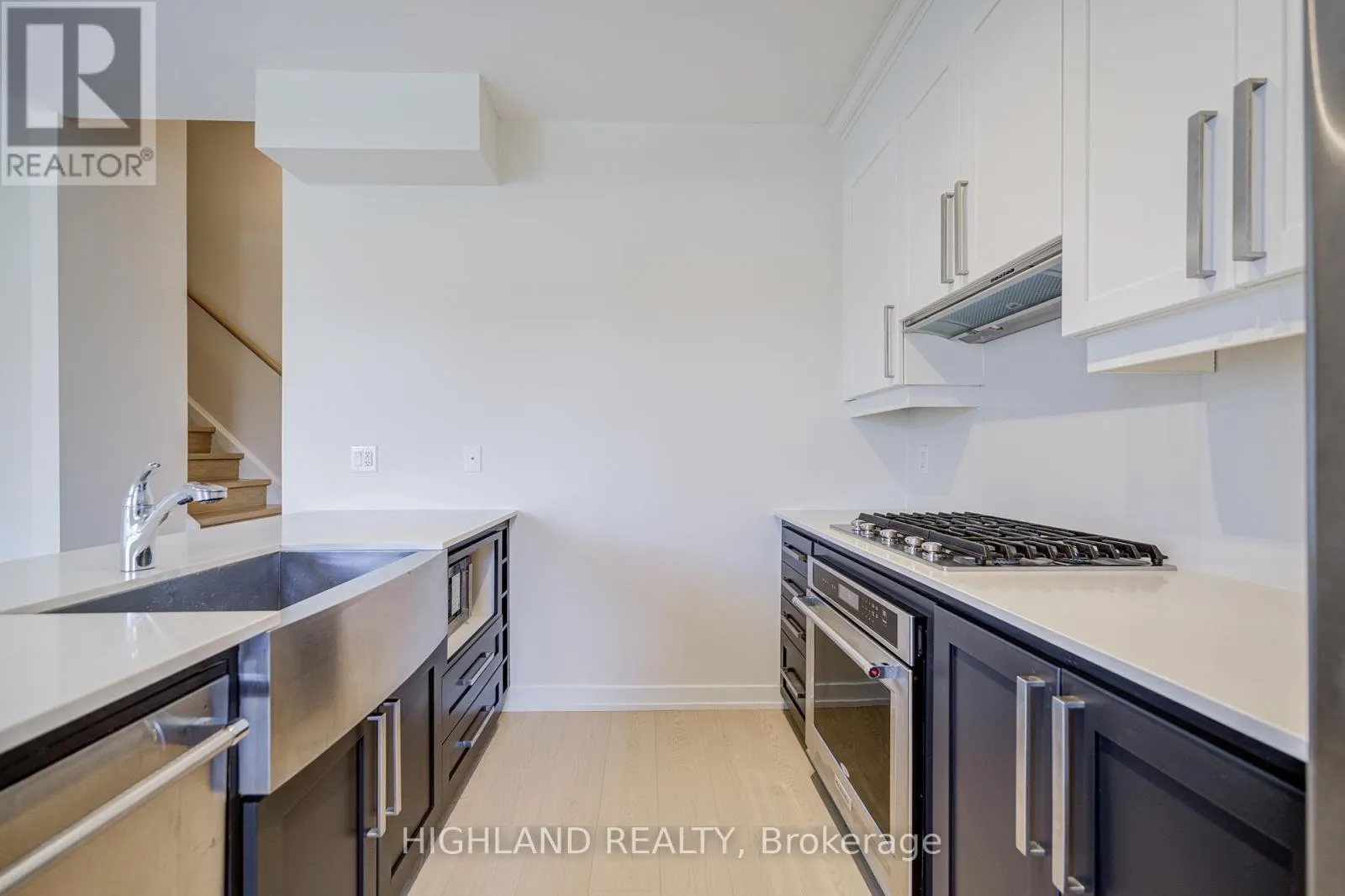 TH 9 - 4070 PARKSIDE VILLAGE DRIVE