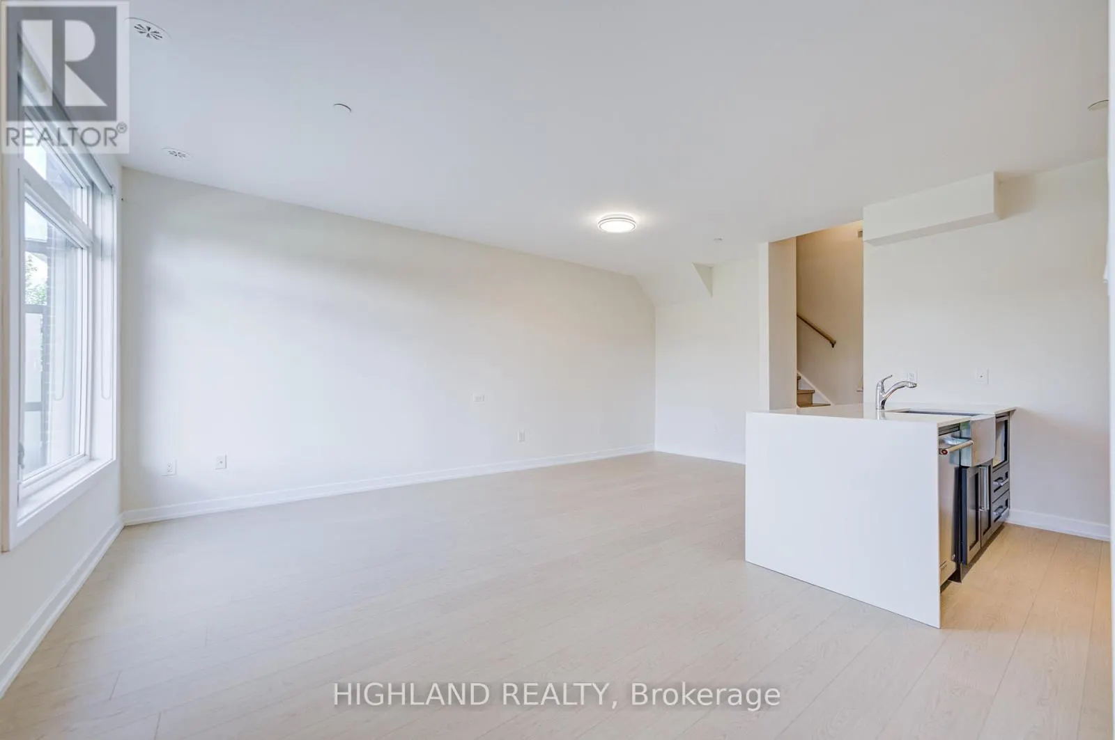 TH 9 - 4070 PARKSIDE VILLAGE DRIVE
