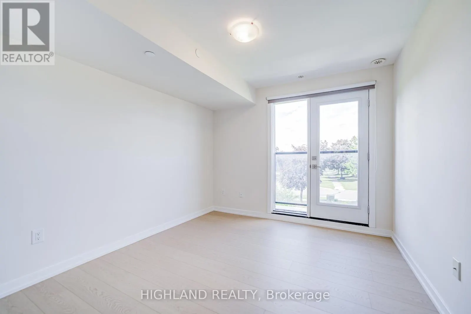 TH 9 - 4070 PARKSIDE VILLAGE DRIVE
