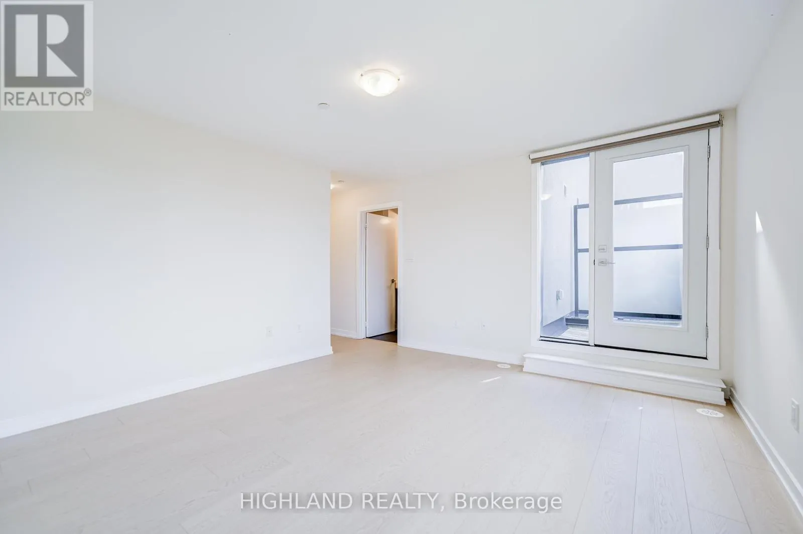 TH 9 - 4070 PARKSIDE VILLAGE DRIVE