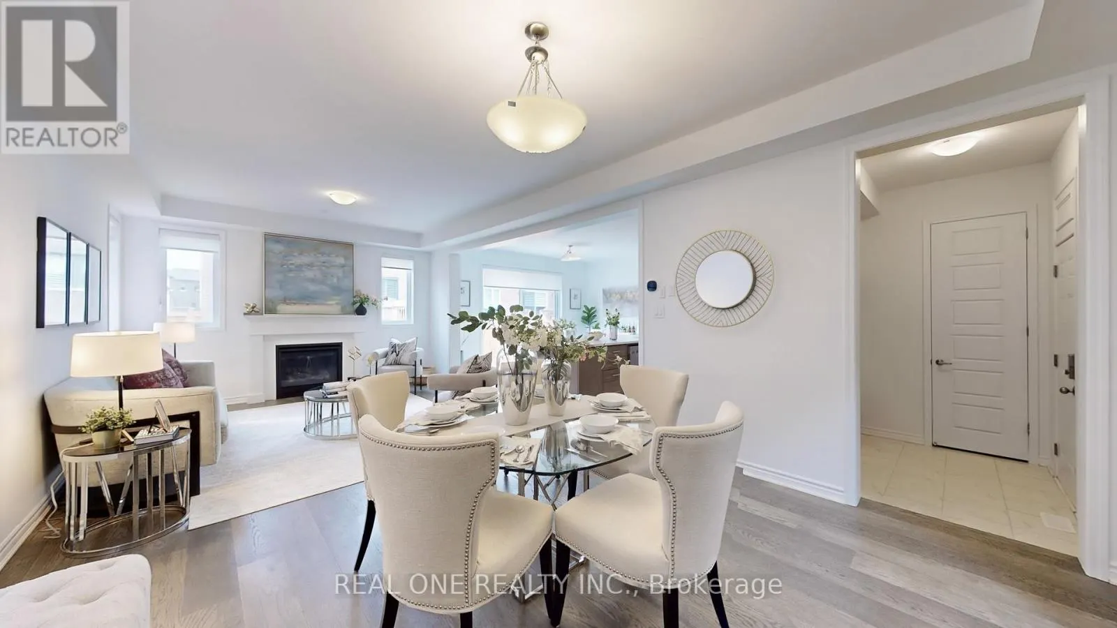 561 KENNEDY CIRCLE W