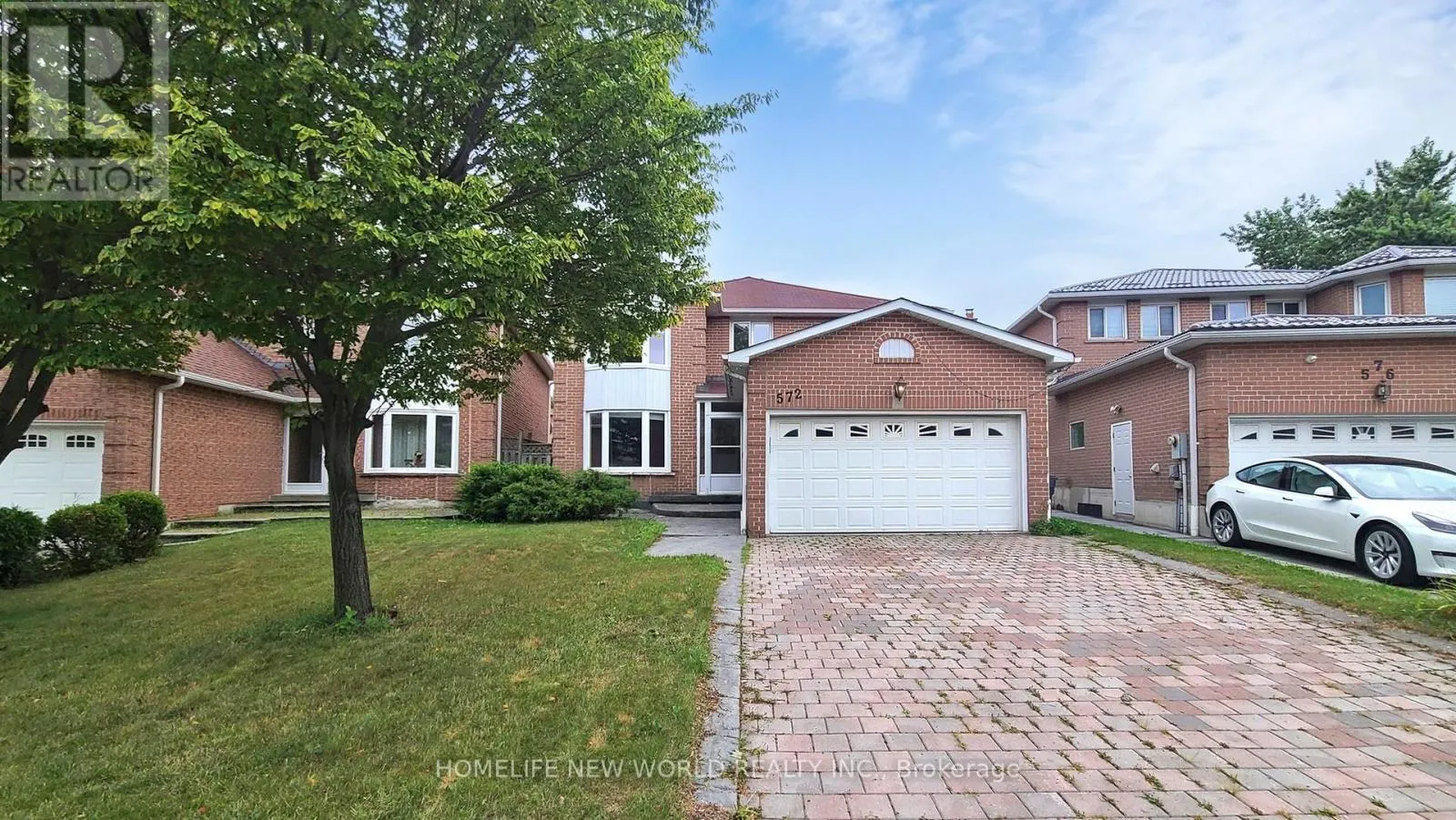 572 NISBET COURT