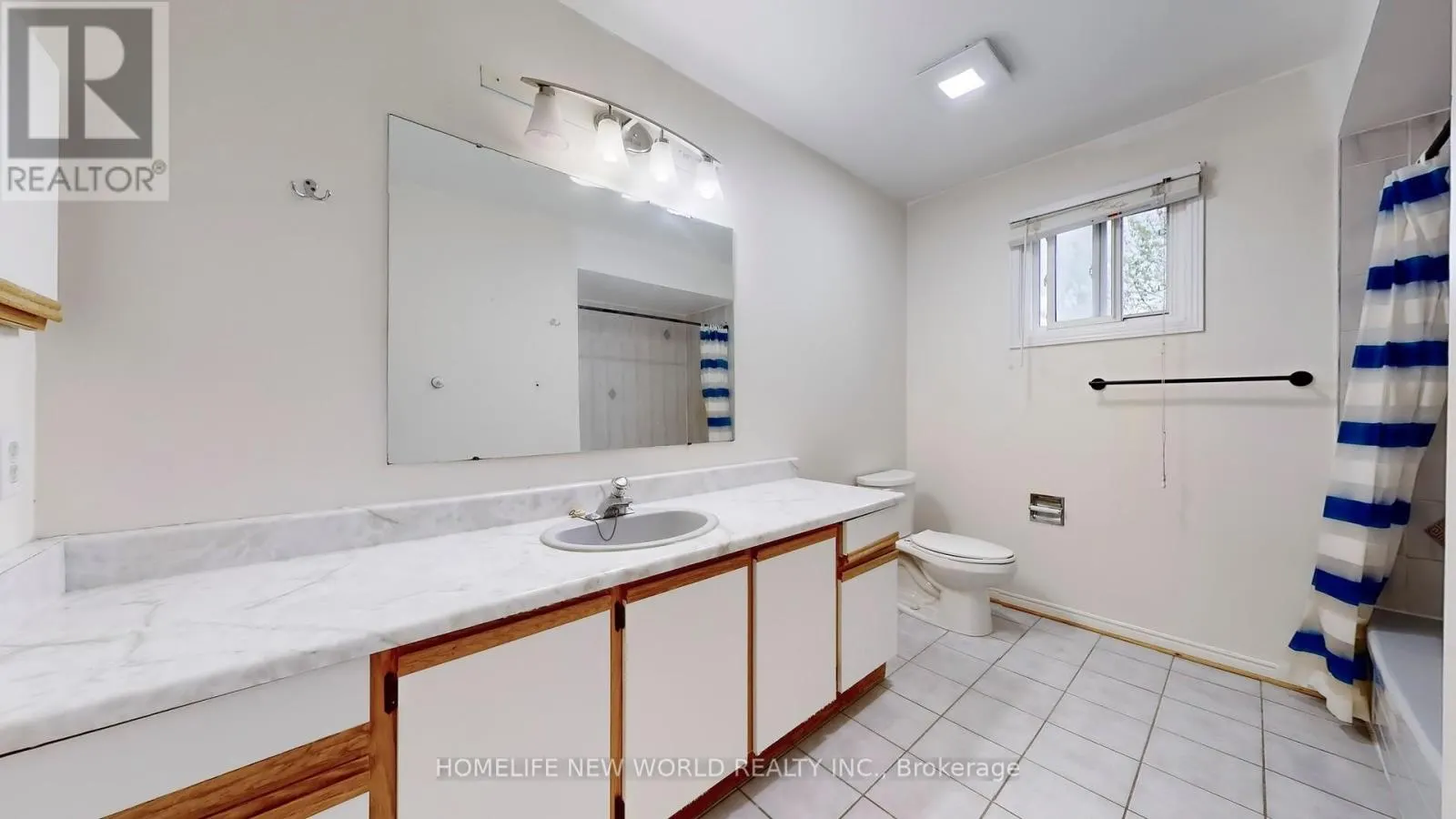 572 NISBET COURT