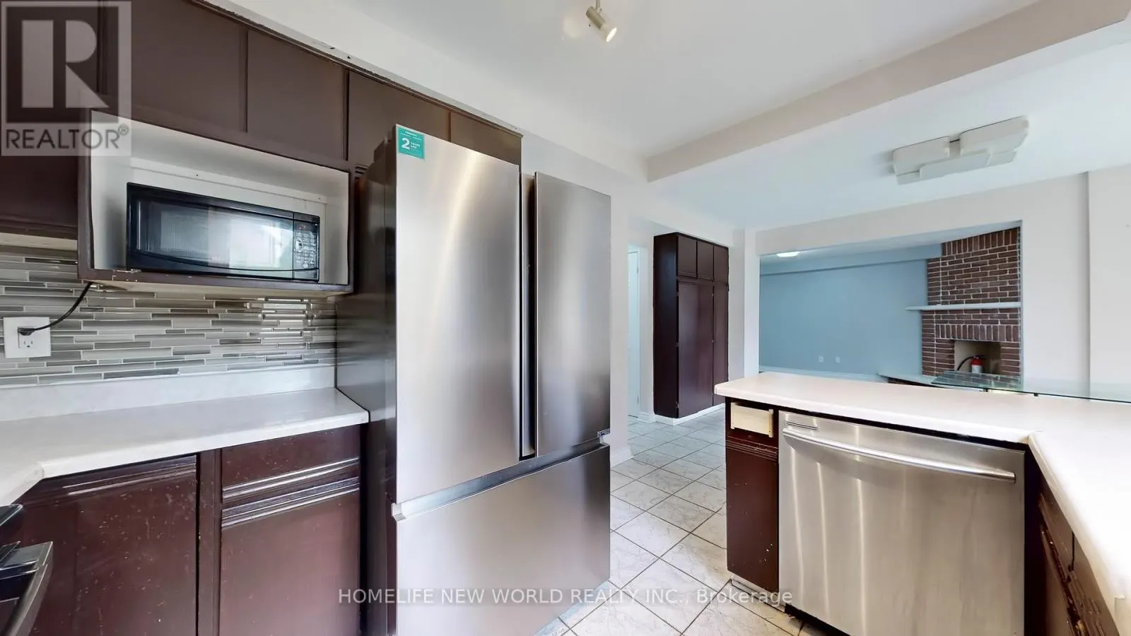 572 NISBET COURT