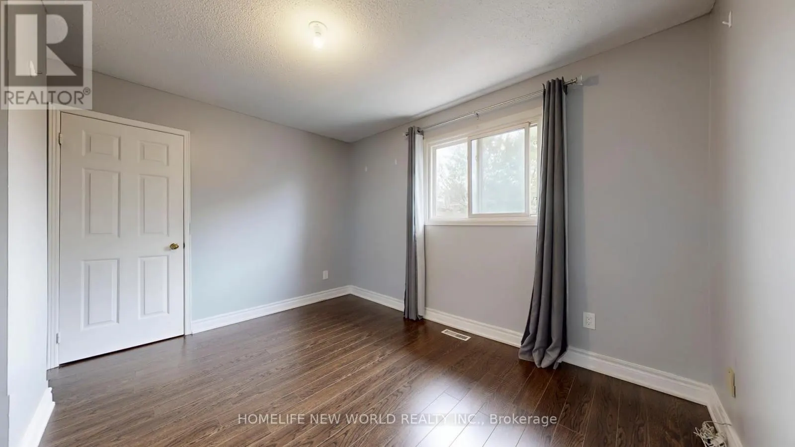 572 NISBET COURT