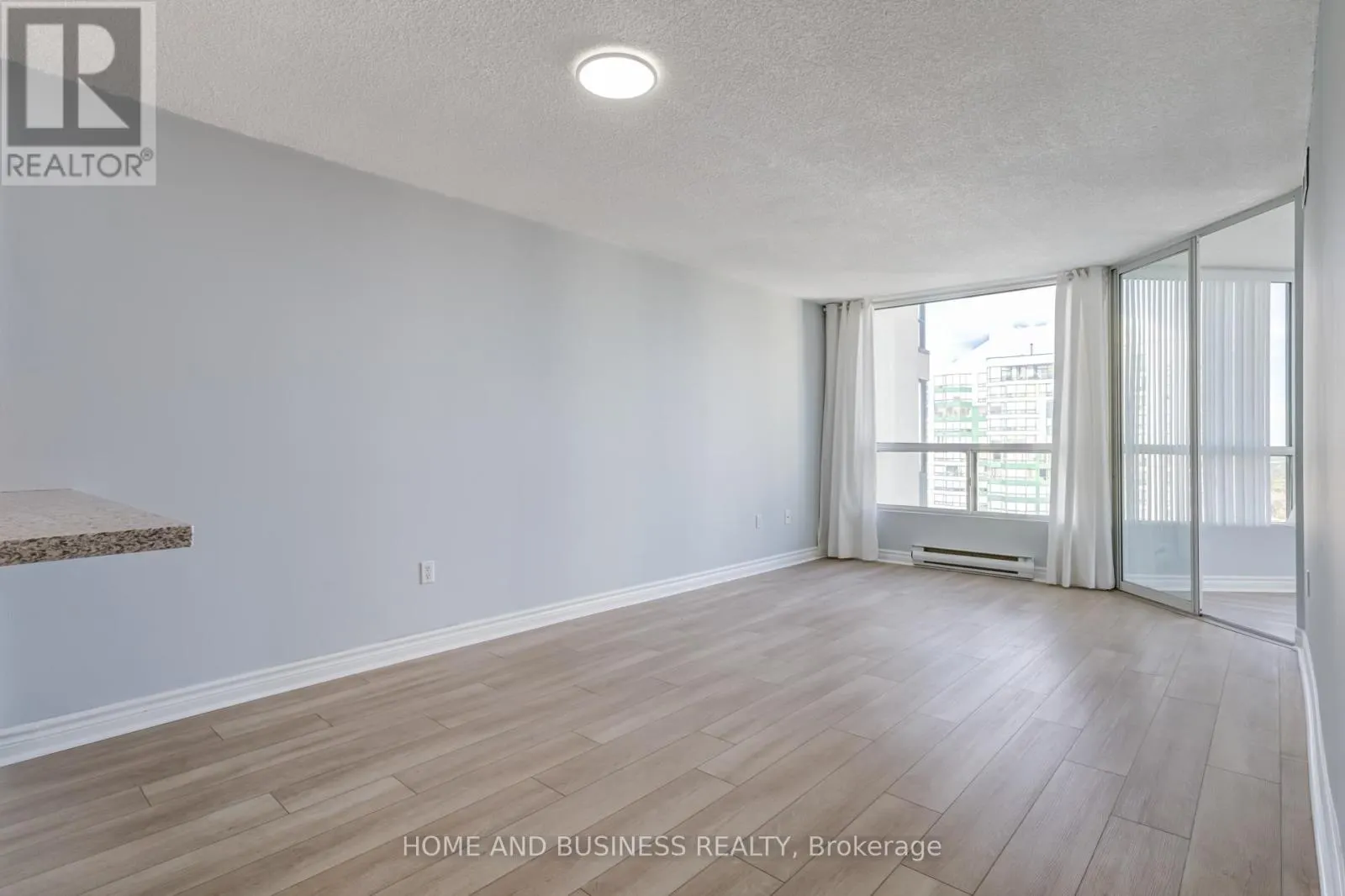 1807 - 4470 TUCANA COURT