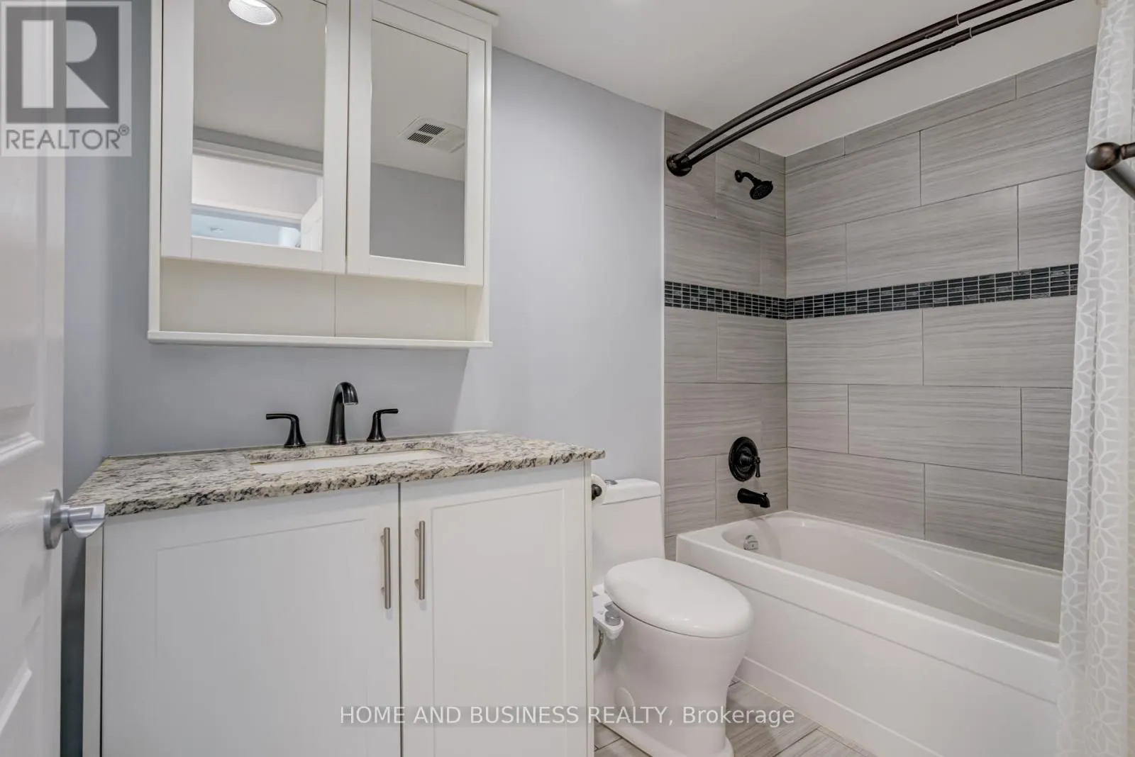 1807 - 4470 TUCANA COURT