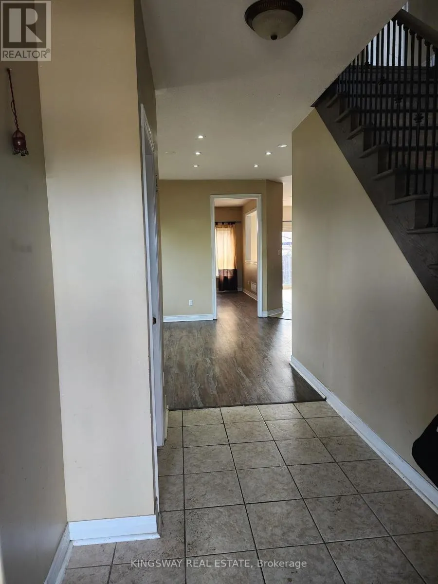 UPPER - 65 PEFFERLAW CIRCLE