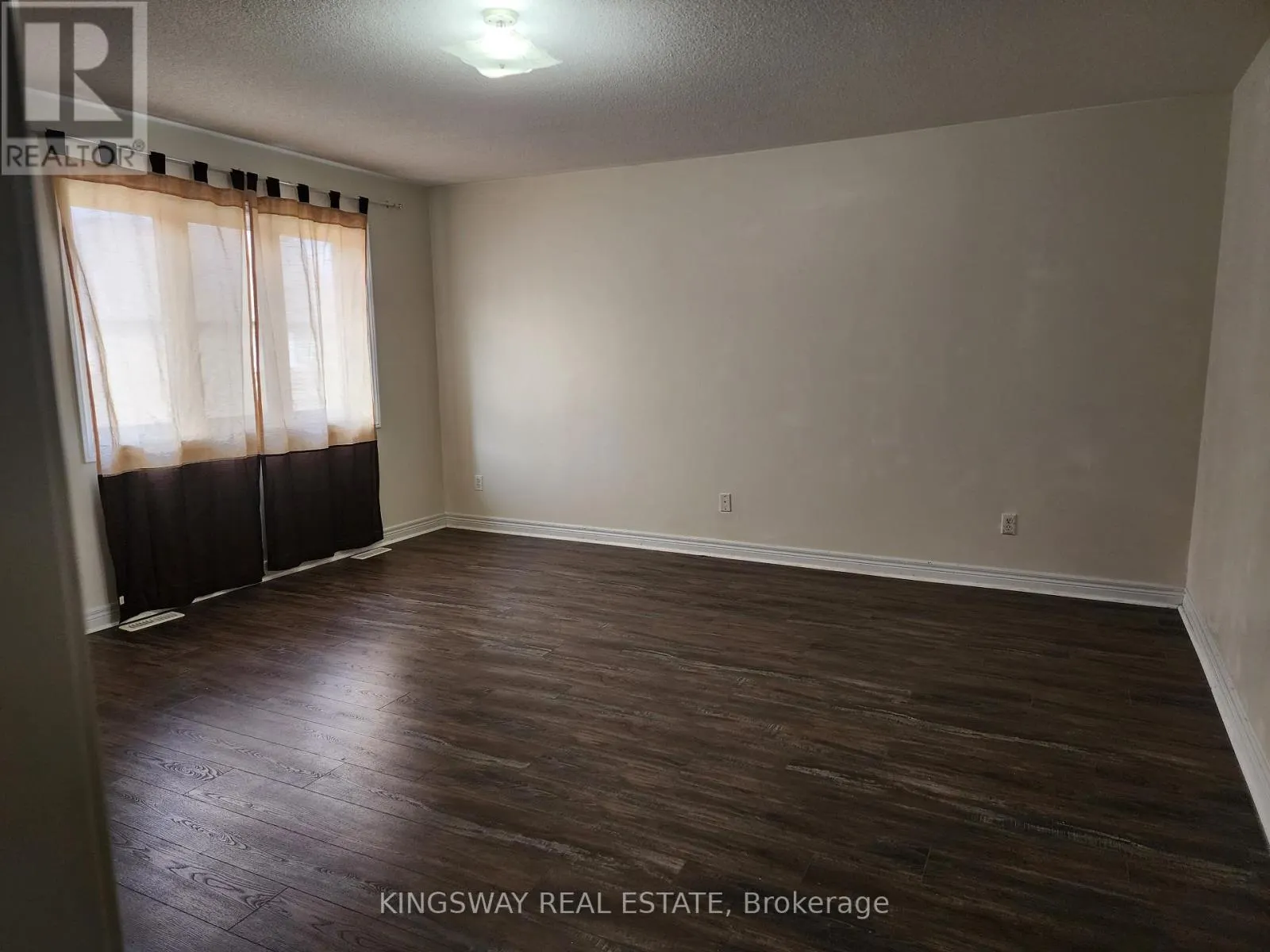 UPPER - 65 PEFFERLAW CIRCLE
