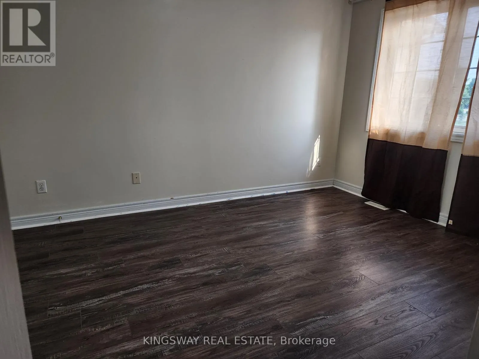 UPPER - 65 PEFFERLAW CIRCLE
