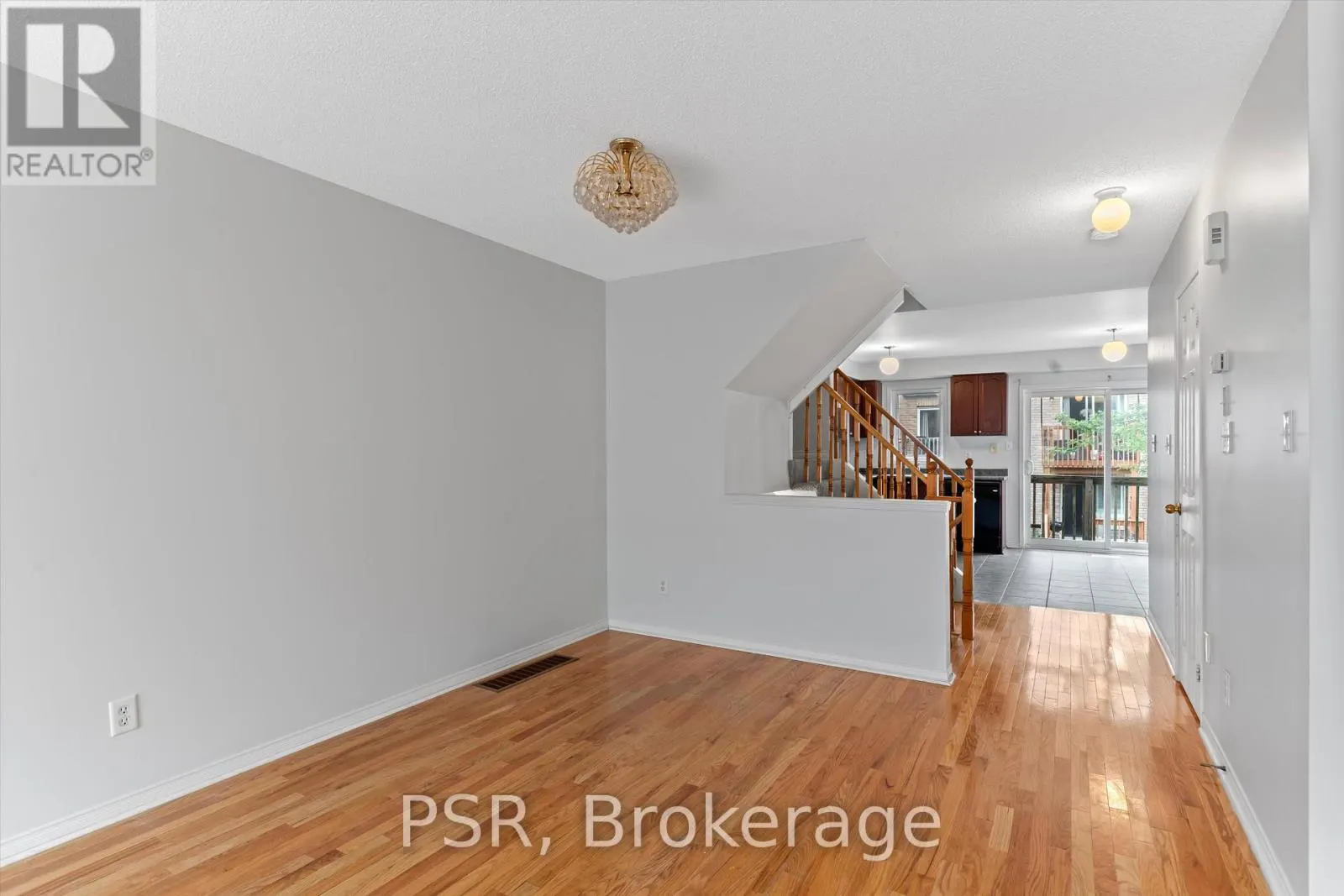7125 CHATHAM COURT