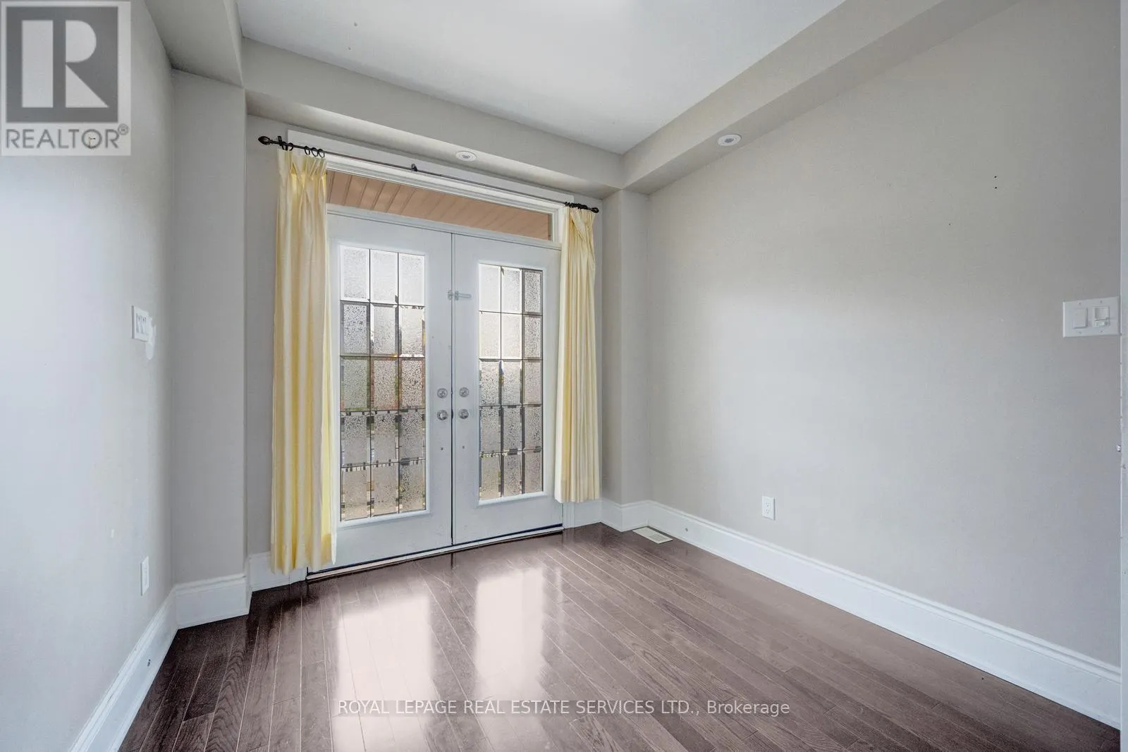 2 RIVERSTONE DRIVE