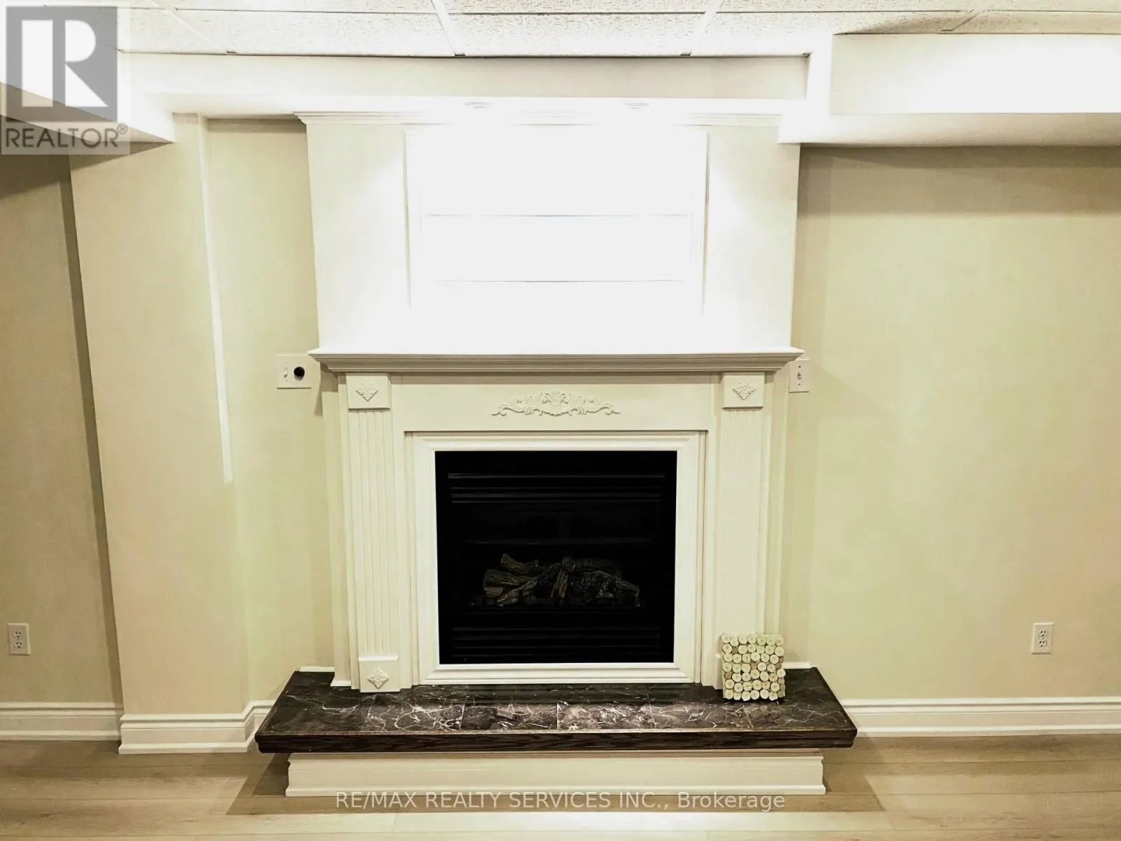 5 FALCONWOOD PLACE