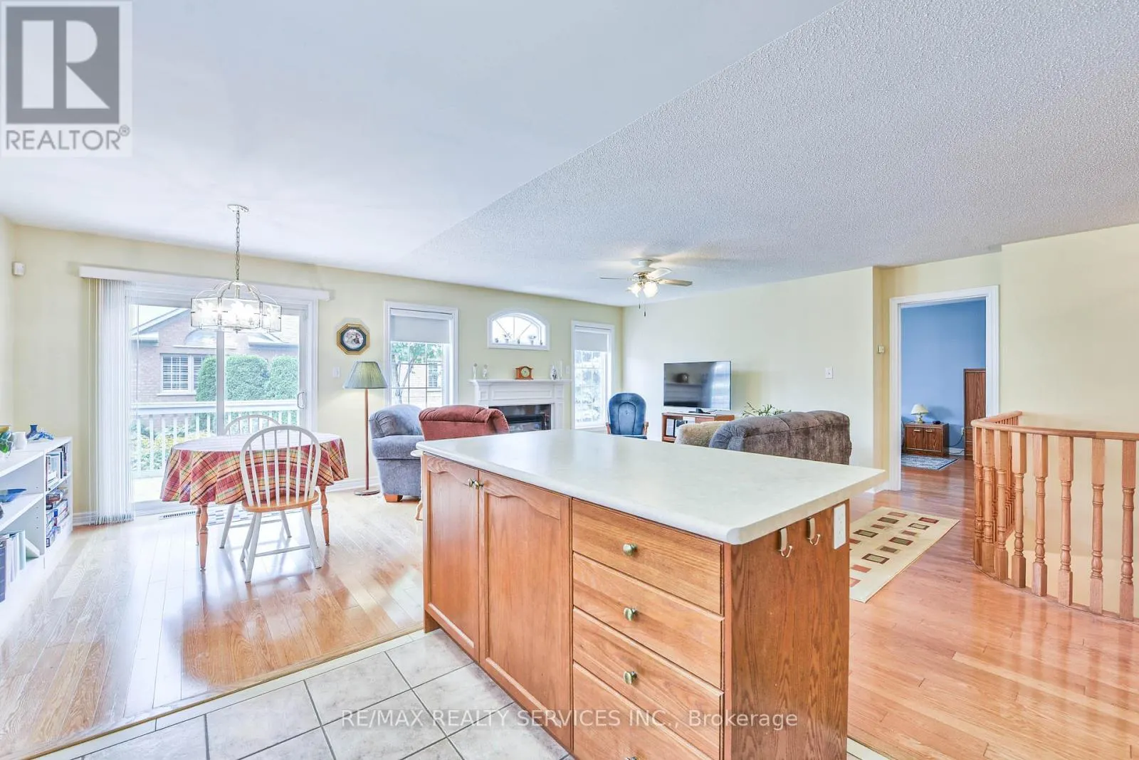 5 FALCONWOOD PLACE