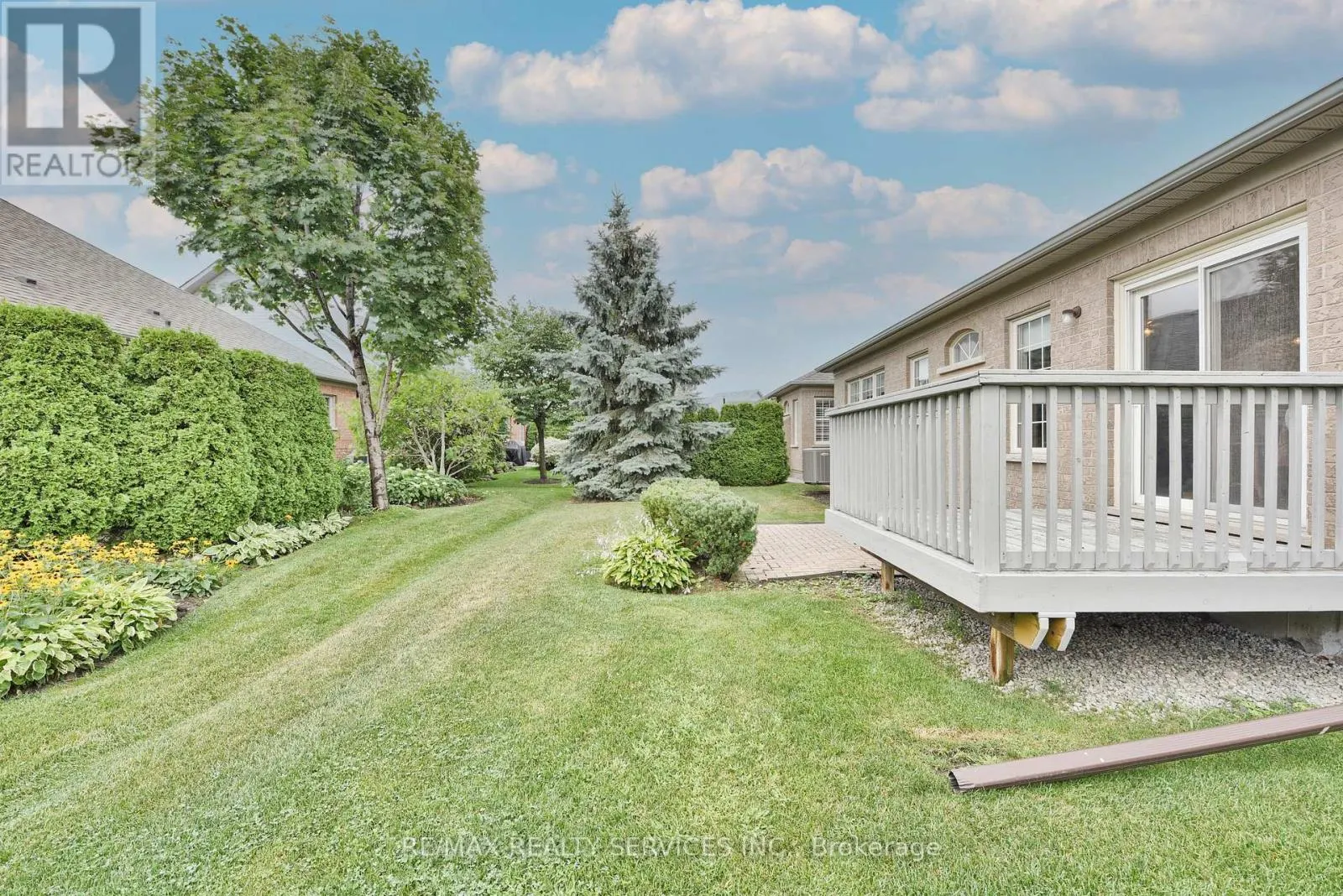 5 FALCONWOOD PLACE