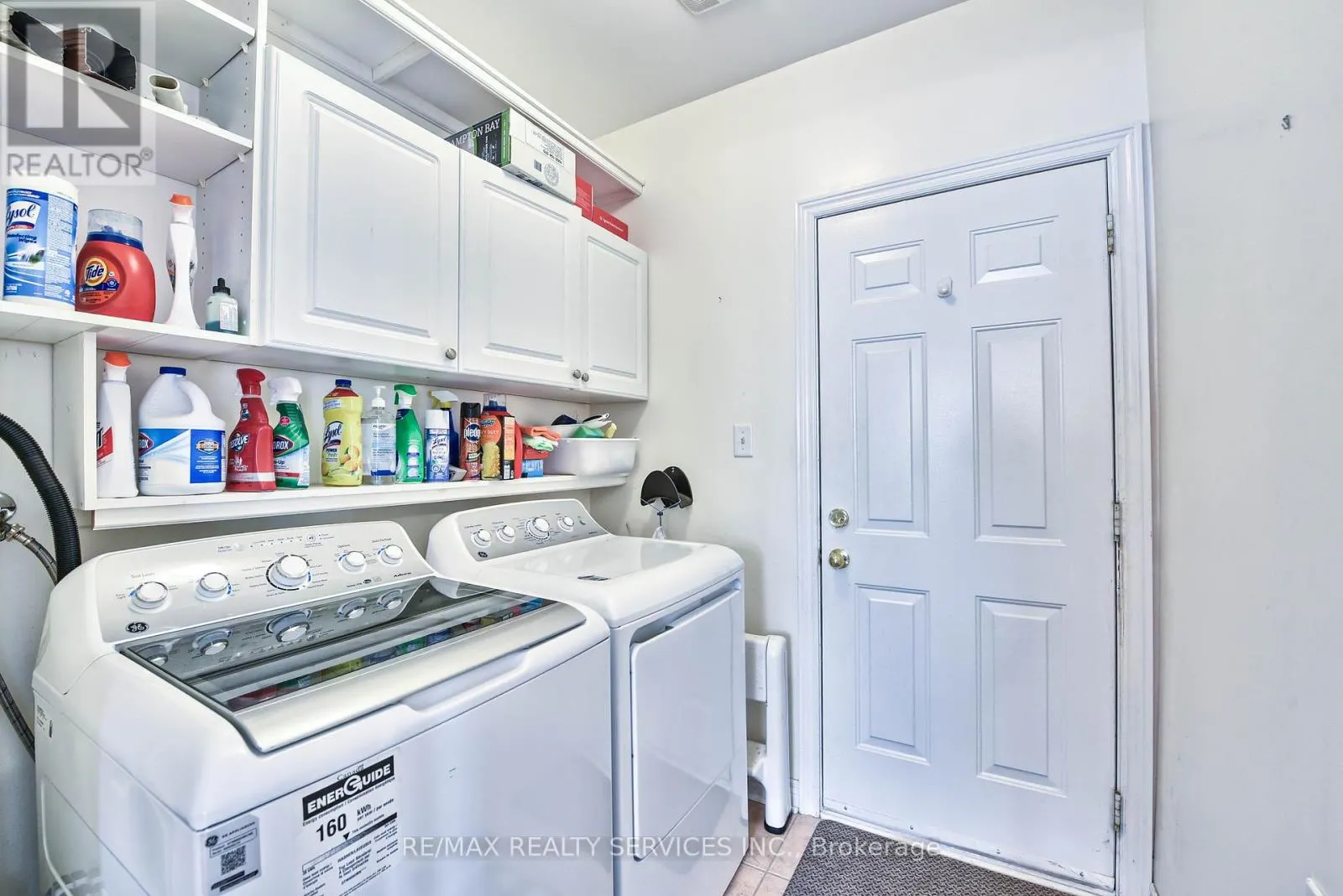 5 FALCONWOOD PLACE