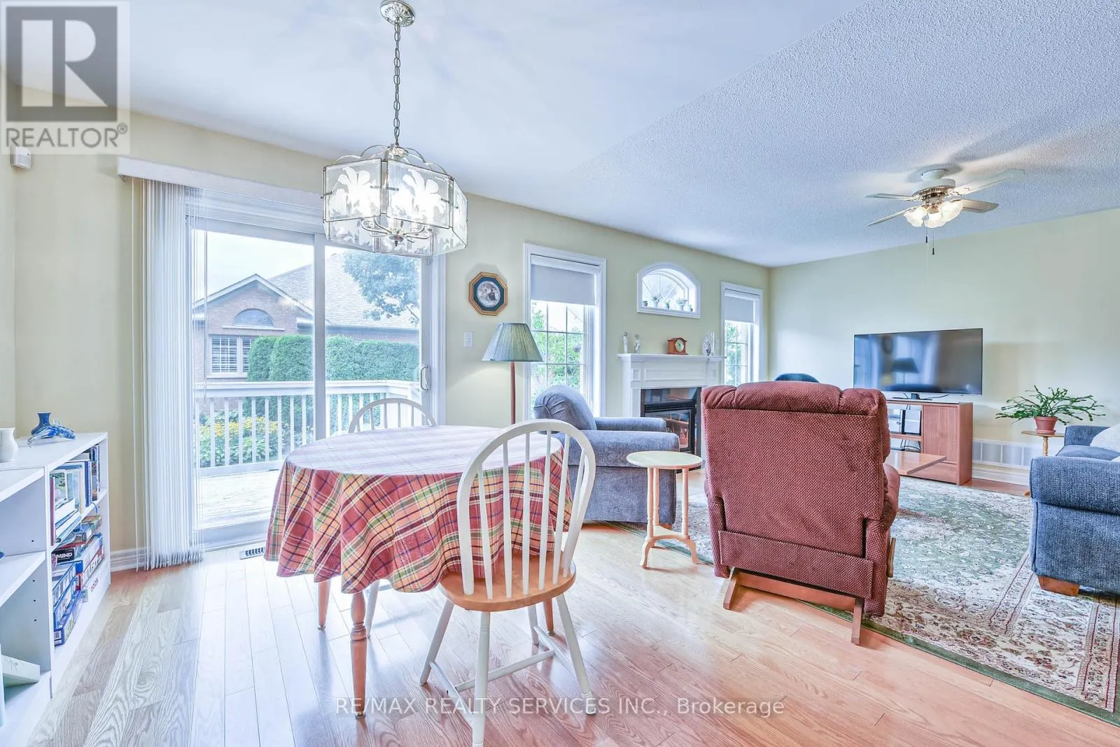 5 FALCONWOOD PLACE