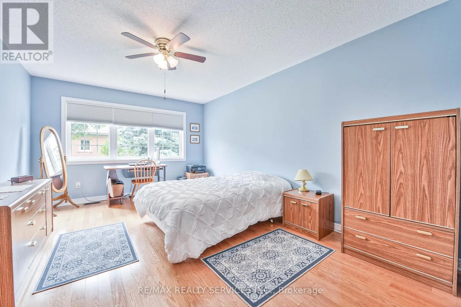 5 FALCONWOOD PLACE