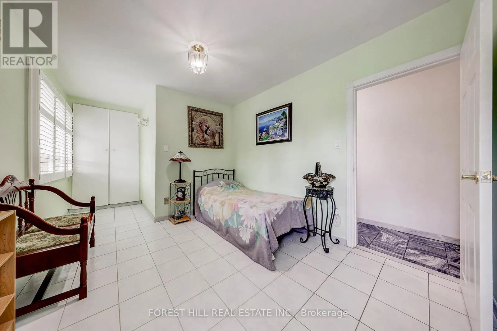 89 PORTAGE AVENUE