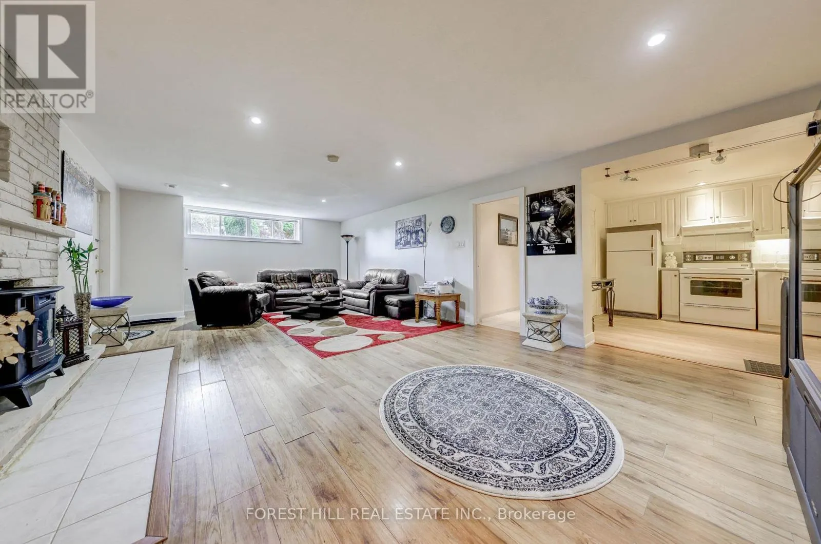 89 PORTAGE AVENUE